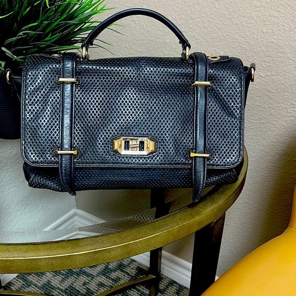 Rebecca Minkoff - Gorgeous Black leather Bag, Gold hardware, Crossbody Strap - Picture 3 of 14